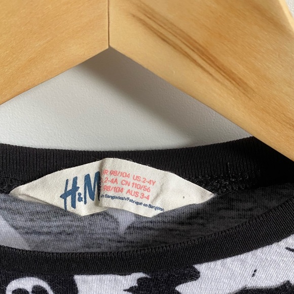 👻 Matching sibling l/s ghost tees - Picture 5 of 7